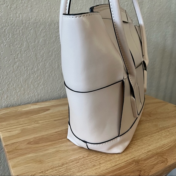 Woven Leather Shoulder Bag - Picture 2 of 7